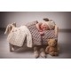 Cocooning-la couverture pour bébé tricotée main